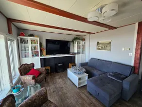 Water Front Cabin. - Image 2