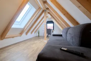 Renovated City Glamour Apartment - Image 5