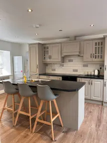 The Parlour Cottage - Image 2