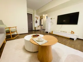 200m from the subway station, free parking, 15 minutes from the airport, large balcony, two bedrooms - Image 3