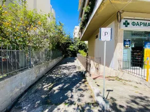200m from the subway station, free parking, 15 minutes from the airport, large balcony, two bedrooms - Image 5