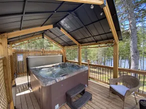Tidal Tranquility Cottage with Hot tub - Image 2