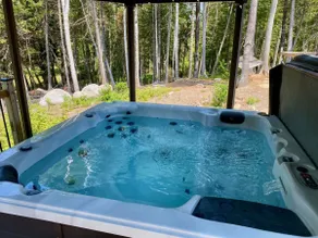 Compass Cove Cottage with Private Hot tub - Image 5