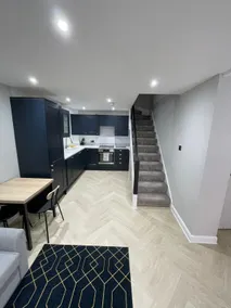 Luxury city house - Image 3
