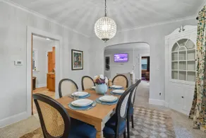 1920s 6bd Cottage | Hot Tub | Game Room | Fire Pit - Image 5
