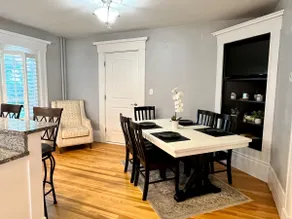 Stylish home next to train to Boston, near Salem - Image 3