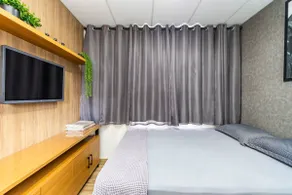 Fully Private Studio with Parking - Image 3