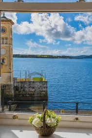 Waterfront 2B Apartment | Harbour Views | Sleeps 5 - Image 2
