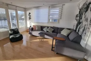 Chalet on the Water - Image 2