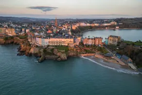 Belle Vue Court - 2 Bedroom Apartment - Tenby - Image 4