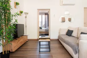 Cozy Apartment I Downtown - Image 2