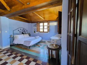 Dream the Alhambra, Casa Blanca - Image 2