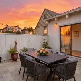 Luxe Retreat Steps to Beach & Shops | Free Parking - Image 3