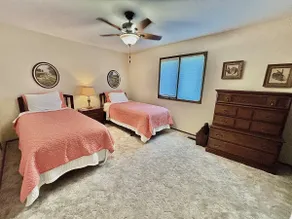 Peaceful Country Ranch House - Image 5