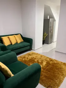 Entire 2-story house, 2 bedrooms, A/C, kitchen - Image 4