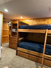 Kickback Cabin - Image 5