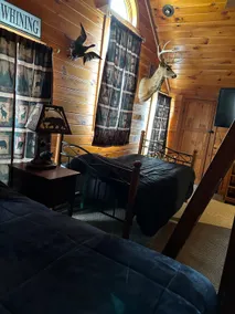 Kickback Cabin - Image 4