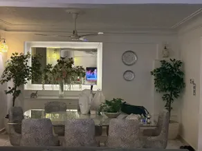 Classy and cozy apartment in Gamaat El-Doual - Image 4