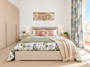 Elegant & Comfortable | Steps from the Airport - Image 2