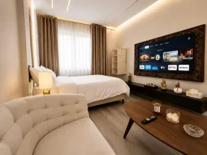 Elegant studio with a distinctive location and self check-in - Image 3
