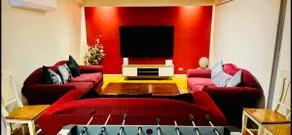 Cosy Vintage Home - Image 2