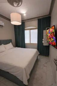 Elegant apartment, room and hall in Olaya - Image 3
