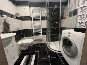 Lovely Apartment in The Center of Mariánské Lázně - Image 3