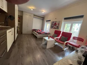 Lovely Apartment in The Center of Mariánské Lázně - Image 2