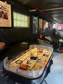 Family oasis with hot tub, game room and garden - Image 3