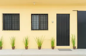 Downtown CSL | A/C | FAST Wi-Fi | Kitchen | Near the Marina - Image 2