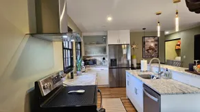 Jamestown Modern Home - Image 4