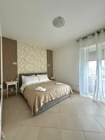 Emi Home - Image 4
