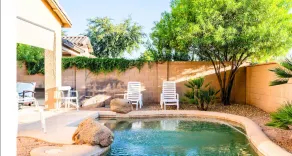 Pool|Jet Shower|King|BBQ|10 min to Golf & Mall - Image 2