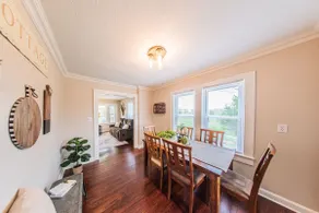Country Cottage - Image 3