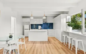 St Lenny’s Beach House - Image 5