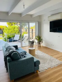 St Lenny’s Beach House - Image 2