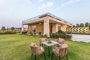 Pet-Friendly 2 bhk villa w/ Pool & Garden - Image 2