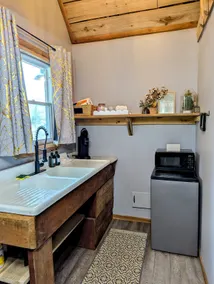 Cozy Cabin in the Woods - Image 3