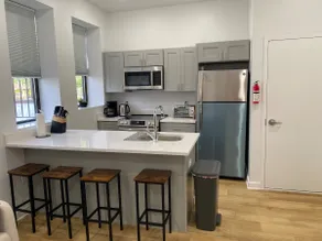 Luxury Apartment in Downtown Montclair Near Train! - Image 3