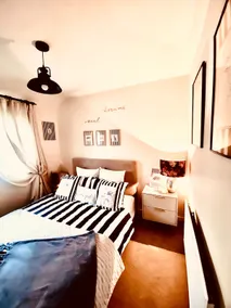 Entire Home in picturesque village of Lymm - Image 4