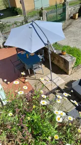 Country cottage, quiet and flowery. - Image 2