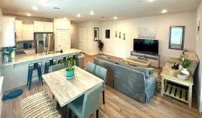 Home near I-10 with Pool! 20 mins from Pcola beach - Image 3