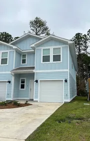 Home near I-10 with Pool! 20 mins from Pcola beach - Image 2