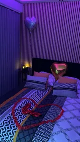 Murano Gold Gîte with Private HOT TUB & SAUNA - Image 3
