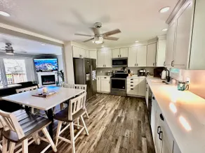 Holland Lakehouse - Image 2