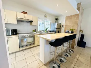 A warm house in a residential area - Image 4