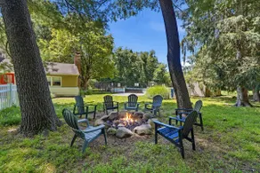 Group Retreat | Pool, Hot Tub & Gourmet Kitchen - Image 2