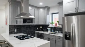 NYC Getaway Apt Near MetLife w/ Private Parking - Image 3