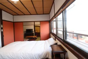 A riverside old house guest house! Relax in a Japanese house! Walk to Kumamoto Castle and sightseeing in the city! One free parking space - Image 2