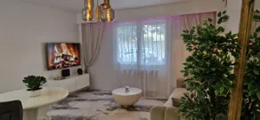 The Chic Getaway • Calm & parking - Image 5